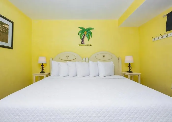 Island Winds East 404 Apartment *